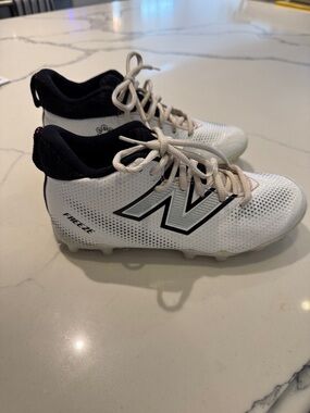 New Balance Kids White and Black Soccer Cleats Freeze